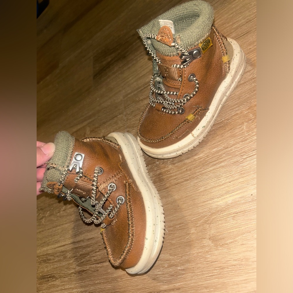 Toddler hey dude boots